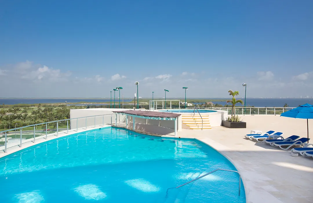 Seadust Cancun Beach Resort-1