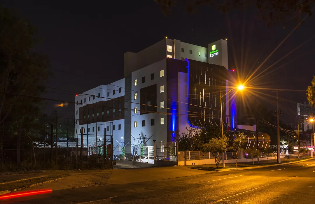 HS HOTSSON Smart Guadalajara Autónoma-1