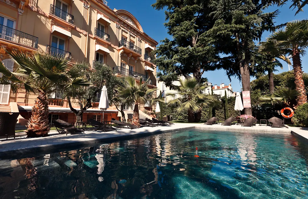 GOLDEN TULIP CANNES HOTEL de PARIS-1
