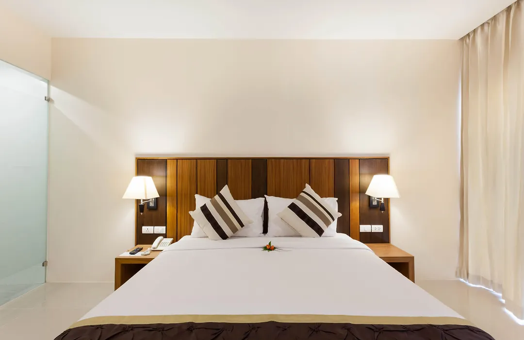 Patong Lodge Hotel - Thailand'S Green Hotel Plus-1