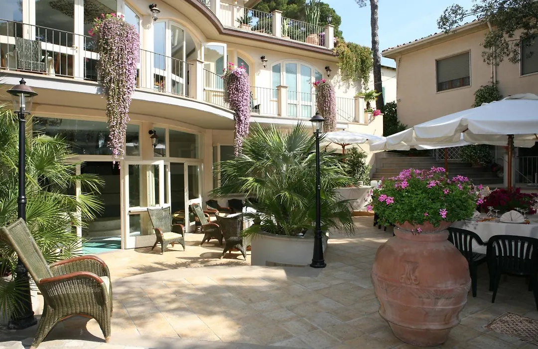 Hotel Atlantico-1