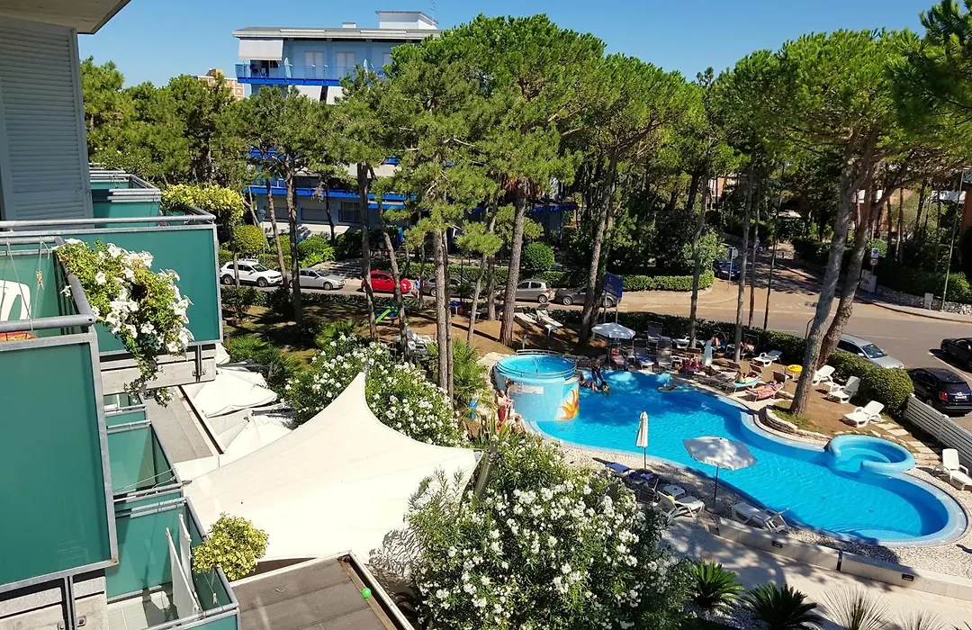 Hotel Mediterraneo-1