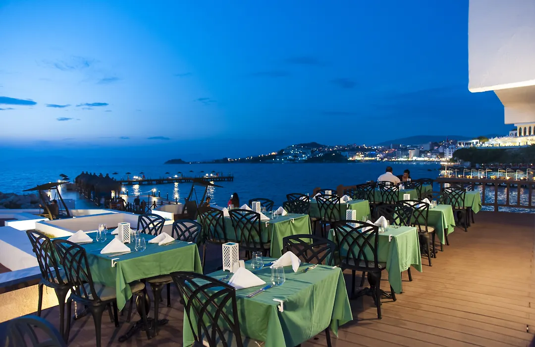 Le Bleu Hotel & Resort Kusadasi-1