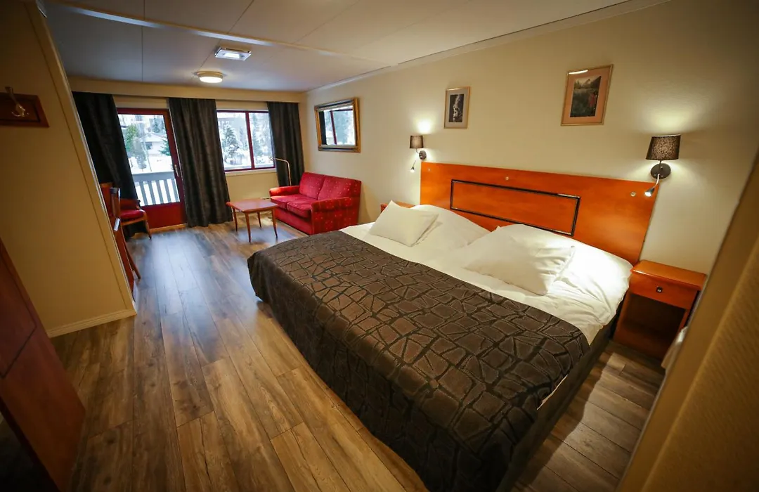 Vesterland Feriepark Hytter, Hotell Og Leikeland-1