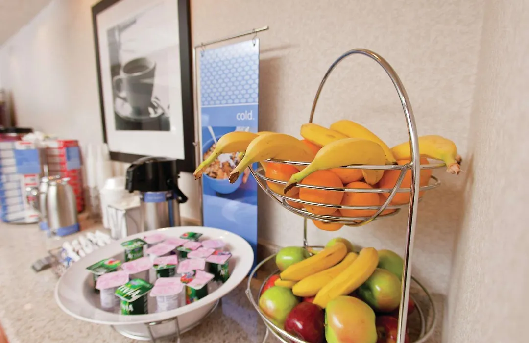 Hampton Inn Findlay-1