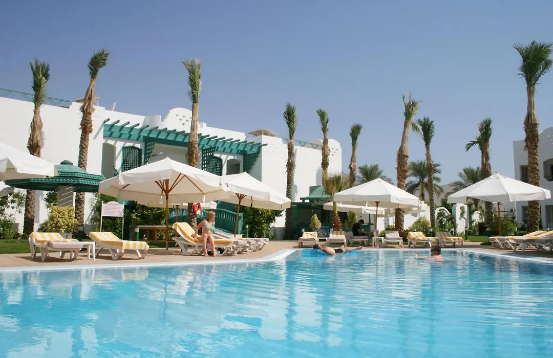 Falcon Hills Hotel-1