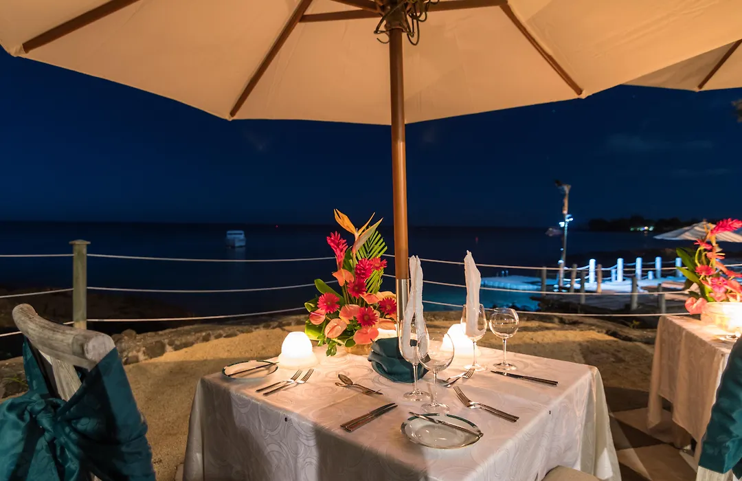 Hibiscus Boutique Hotel-1