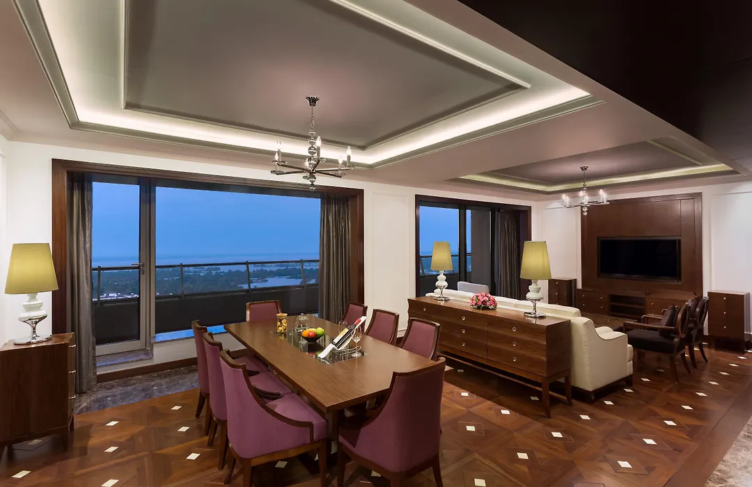 Crowne Plaza Kochi By Ihg-1