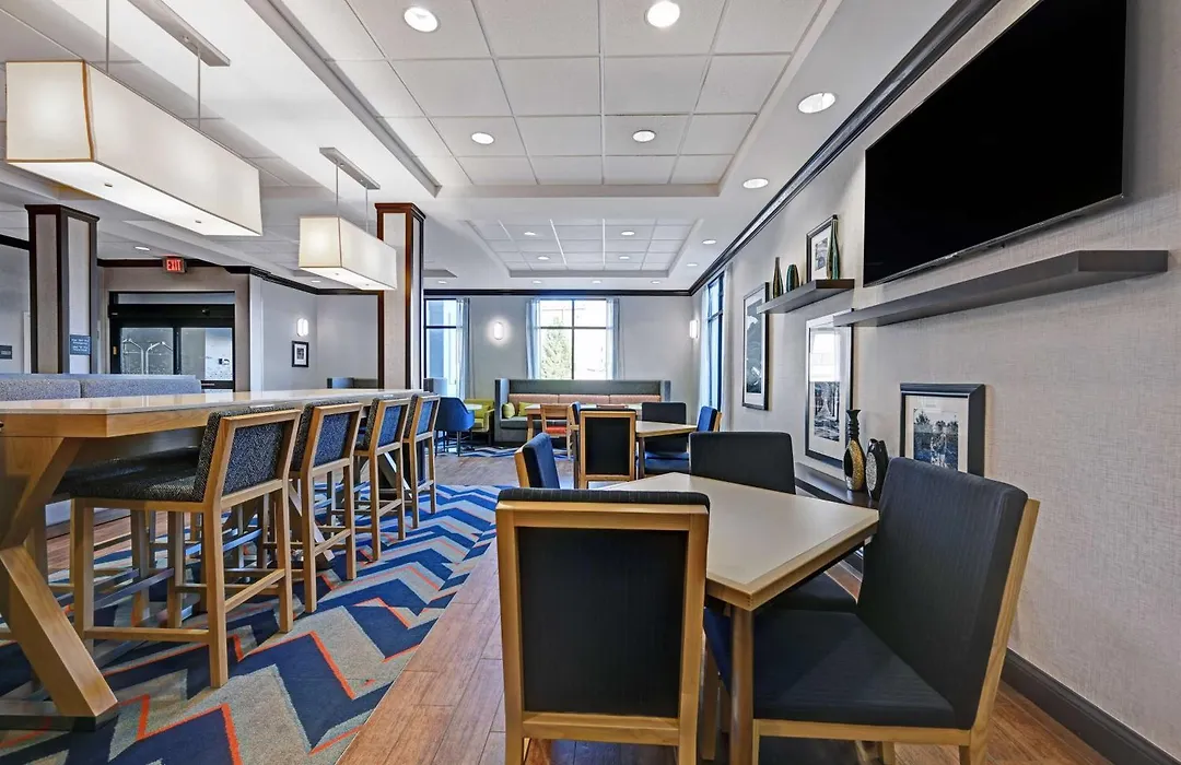 Hampton Inn Farmington-1