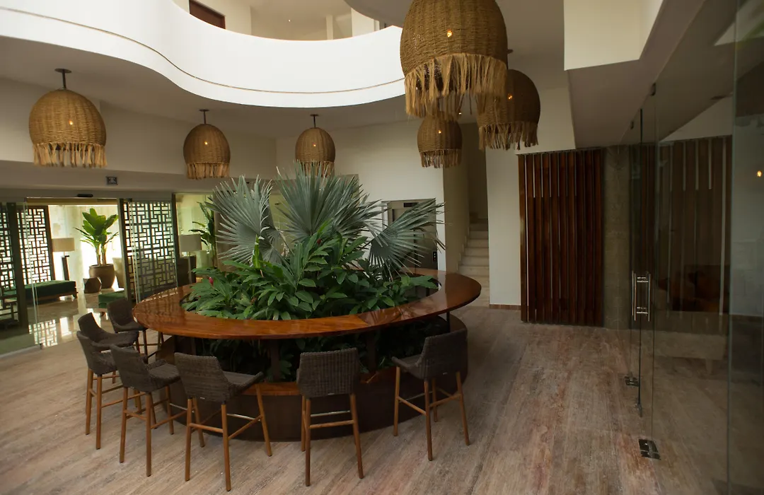 Antera Hotel&Residences-1