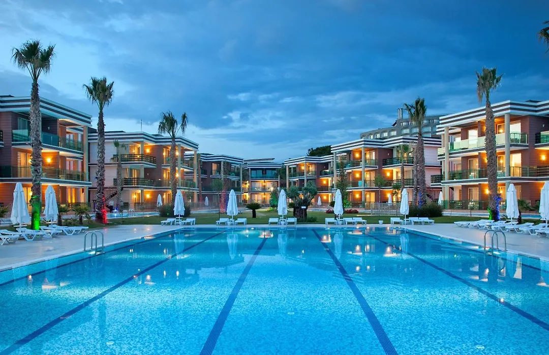 Tui Magic Life Masmavi-1