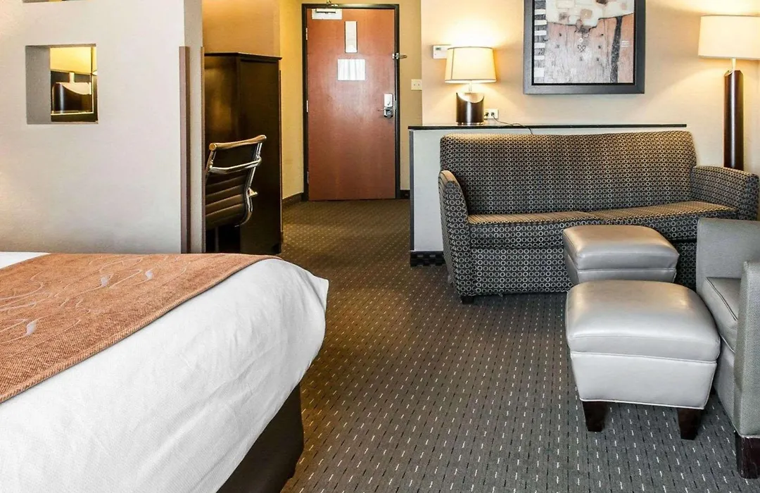 Comfort Suites Hobbs-1