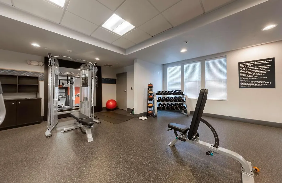 Hampton Inn & Suites Dupont-1