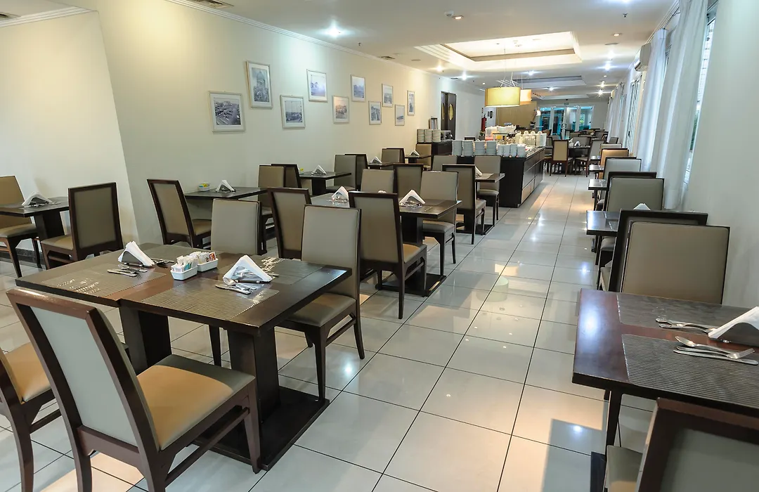 Hotel The Premium-1
