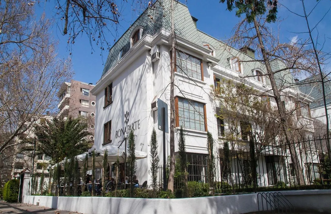 Park Plaza Bonaparte Boutique-1
