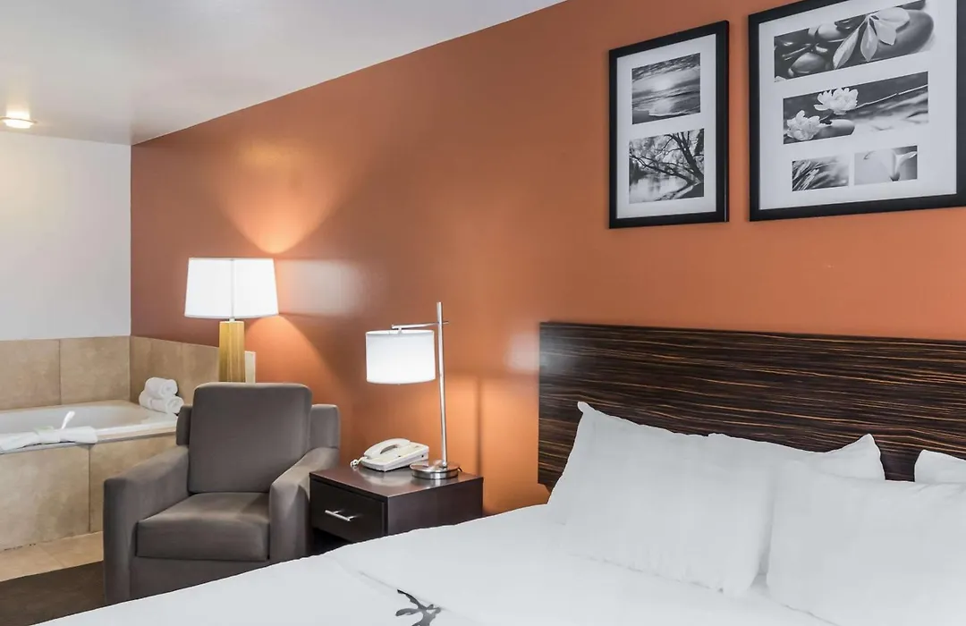 Sleep Inn & Suites North Liberty - Liberty City-1