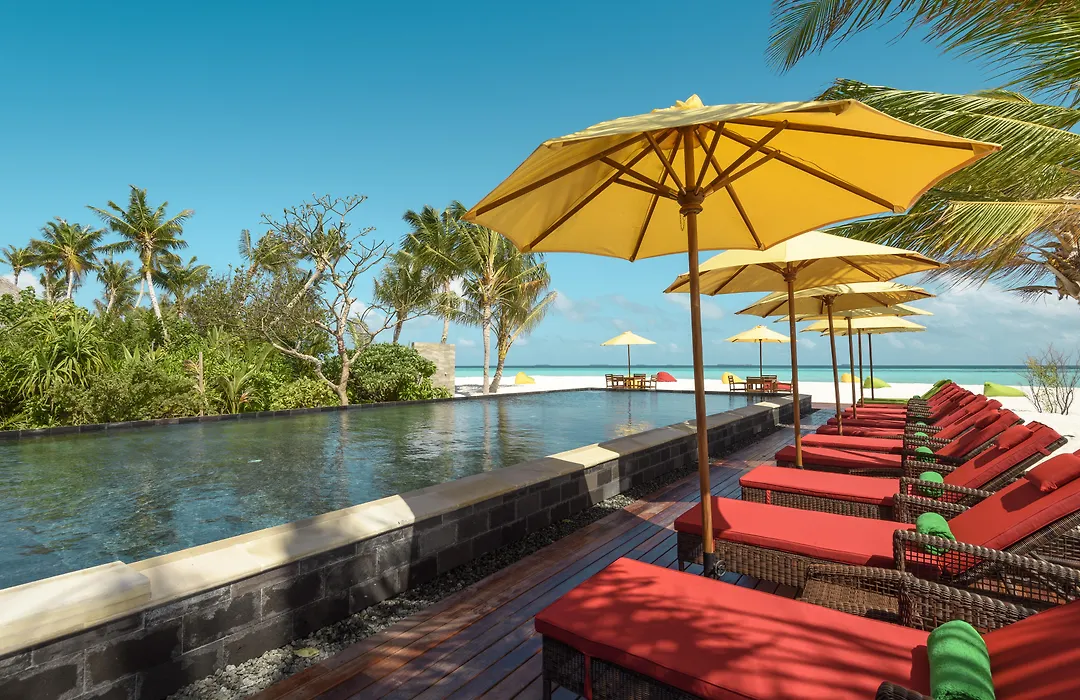 Dhigufaru Island Resort-1