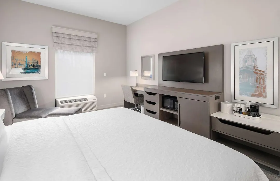 Hampton Inn - Springfield-1