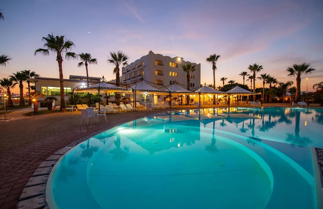 Hotel Baia D'Oro-1