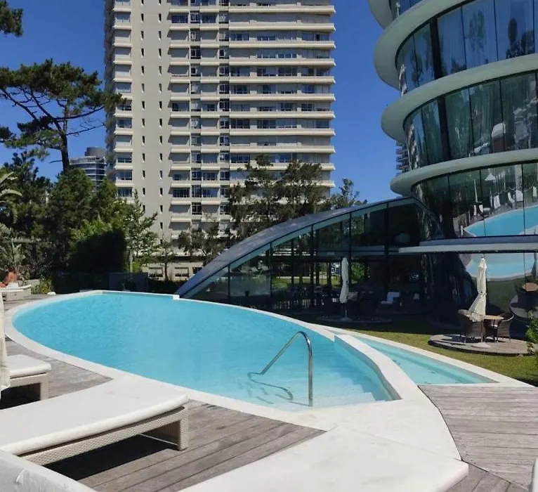 Don Hotel-1