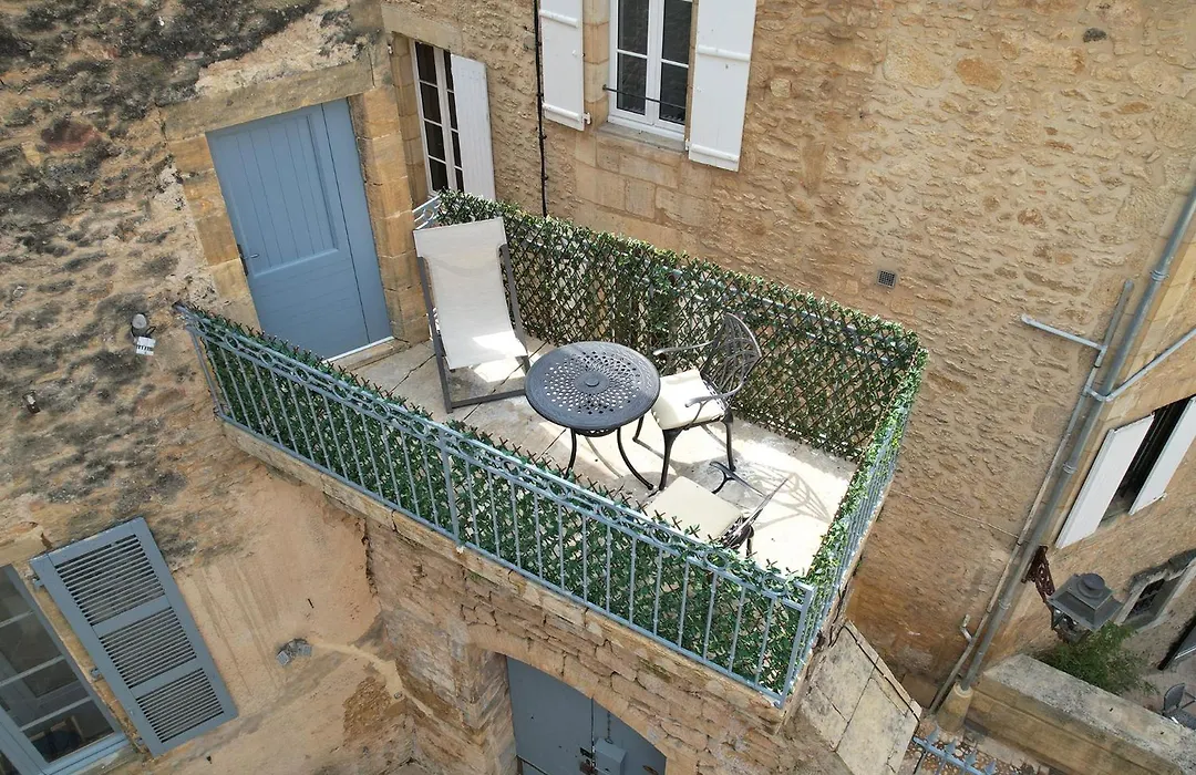 Le Petit Manoir-1