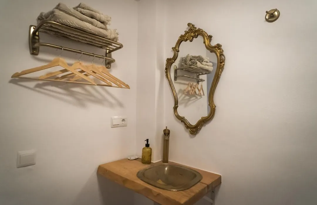 Suites Del Mundo-1