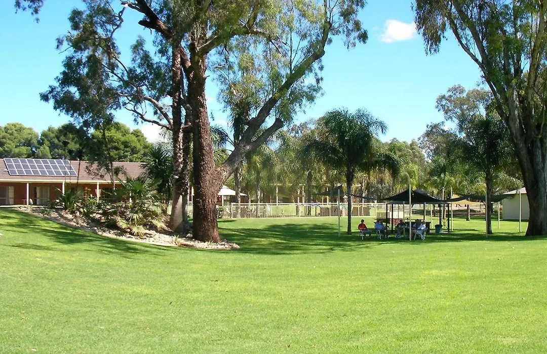 Tocumwal Golf Resort-1