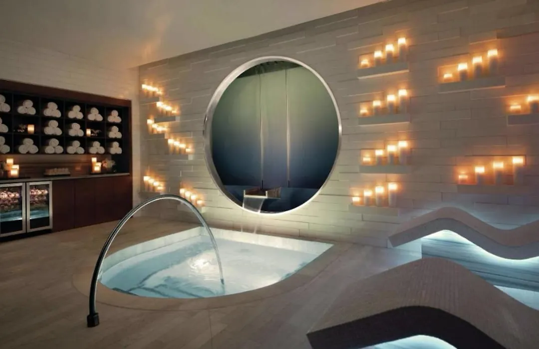 Vdara Studio Suite 011 Pool View Free Valet Parking-1