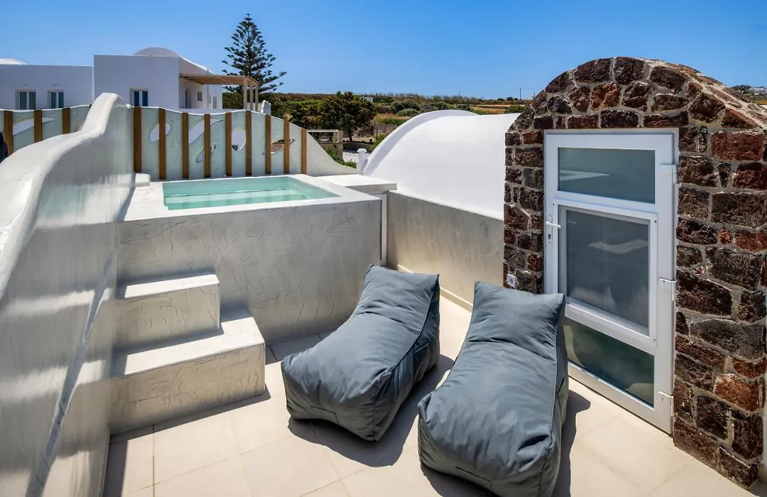 Aelia Luxury Suites-1