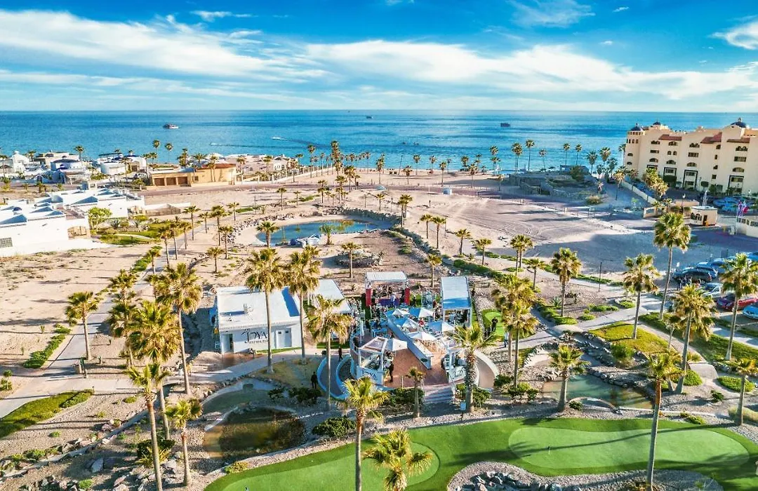 Casa Blanca Golf Villas-1