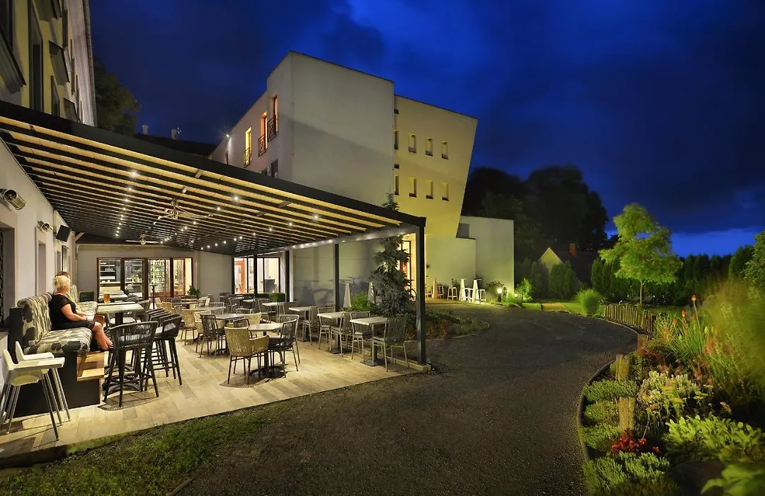 Maxmilian Lifestyle Resort-1