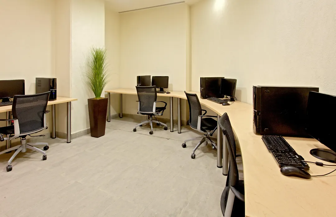 Holiday Inn Express Guadalajara Expo, an IHG Hotel-1