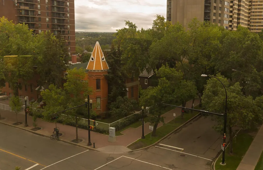 Holiday Inn Express Edmonton Downtown By Ihg-1