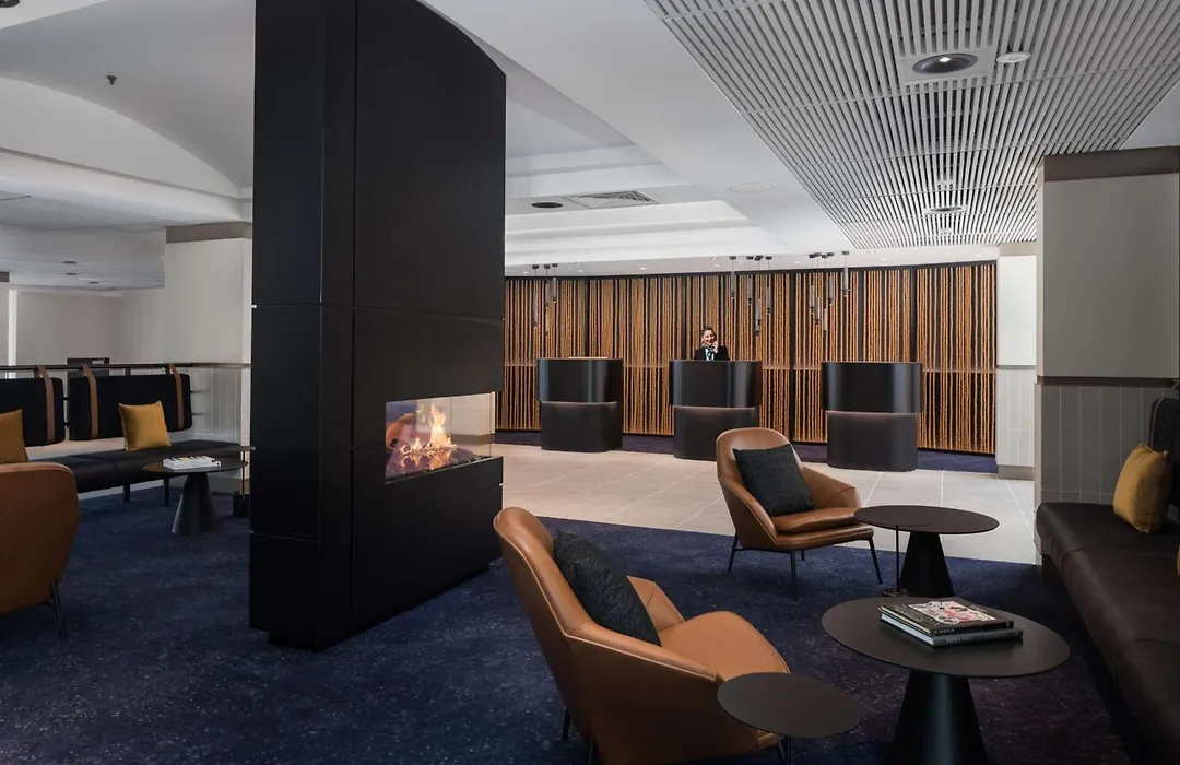 Rydges Canberra-1