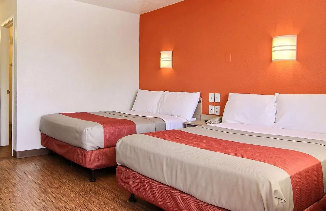 Motel 6-Owensboro, Ky-1