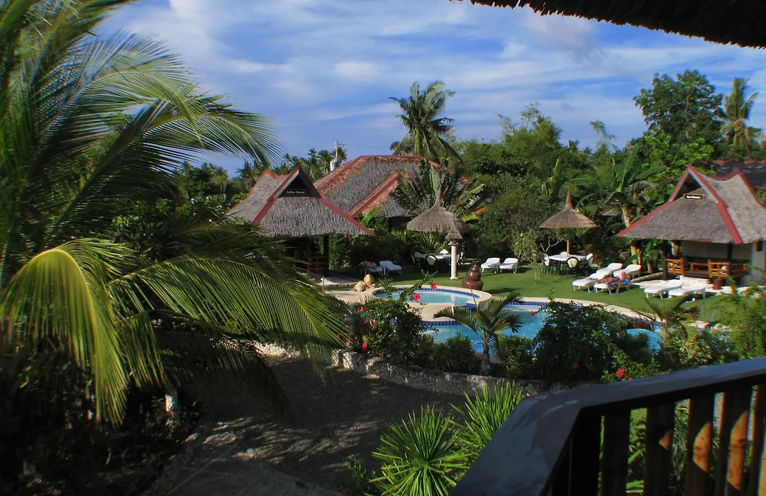 Dolphin House Resort Moalboal-1