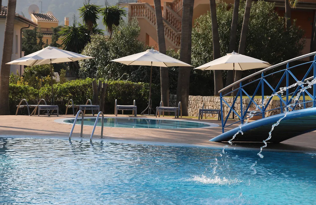 Mon Port Hotel & Spa-1