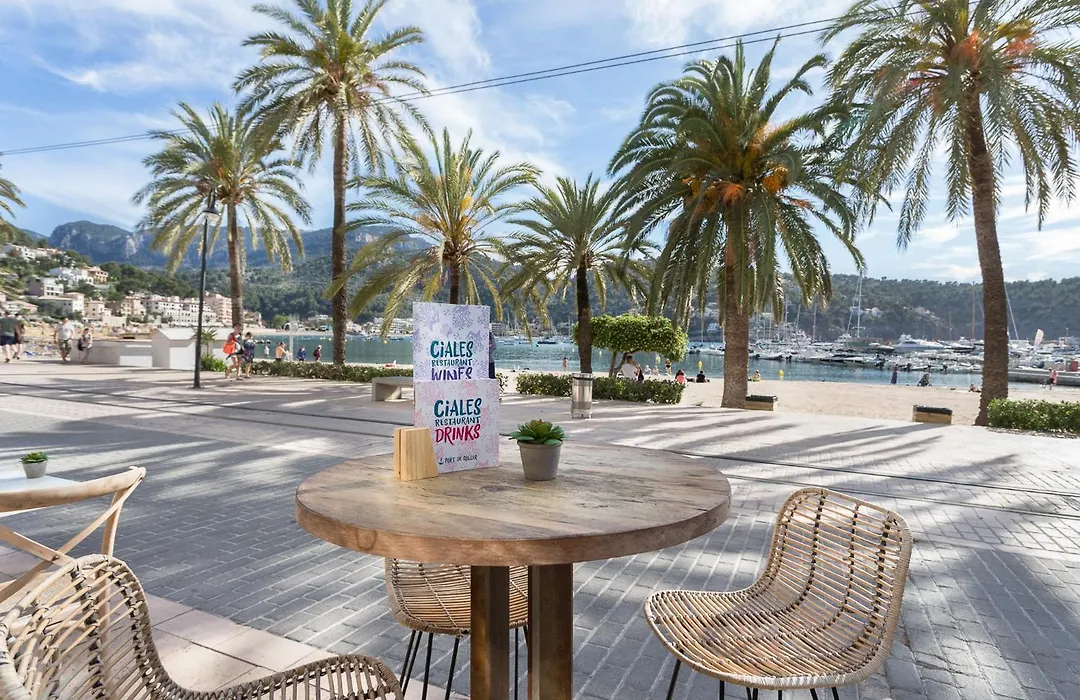 FERGUS Style Soller Beach-1