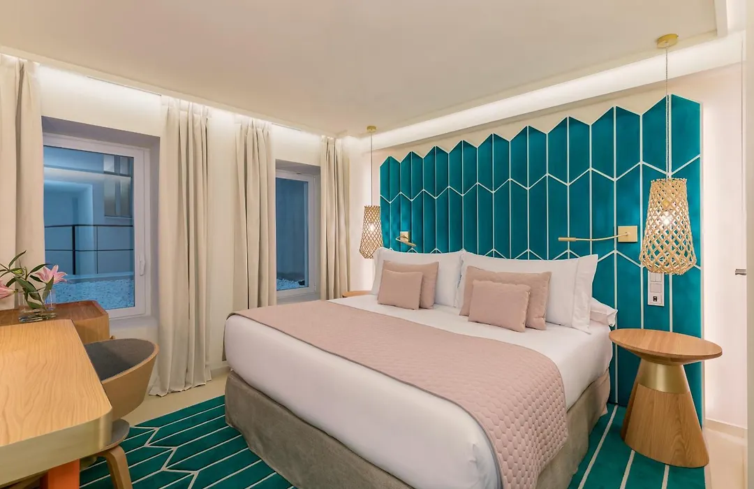 Room Mate Macarena – Gran Vía-1