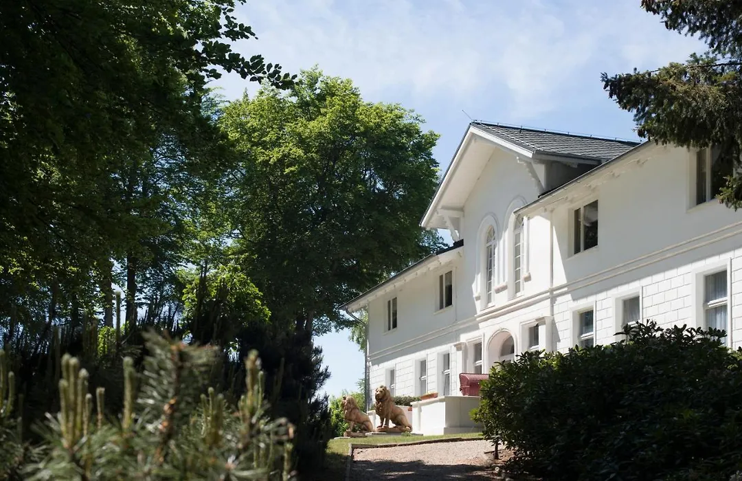 Hotel Weißes Schloß-1
