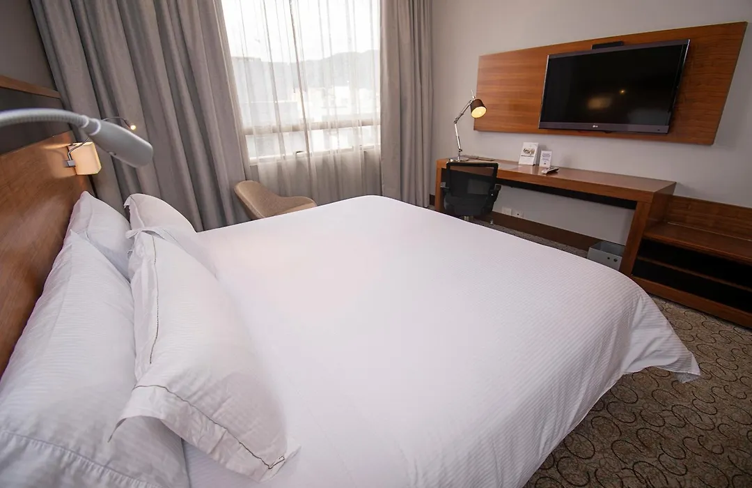 DoubleTree by Hilton Bogota Parque 93-1