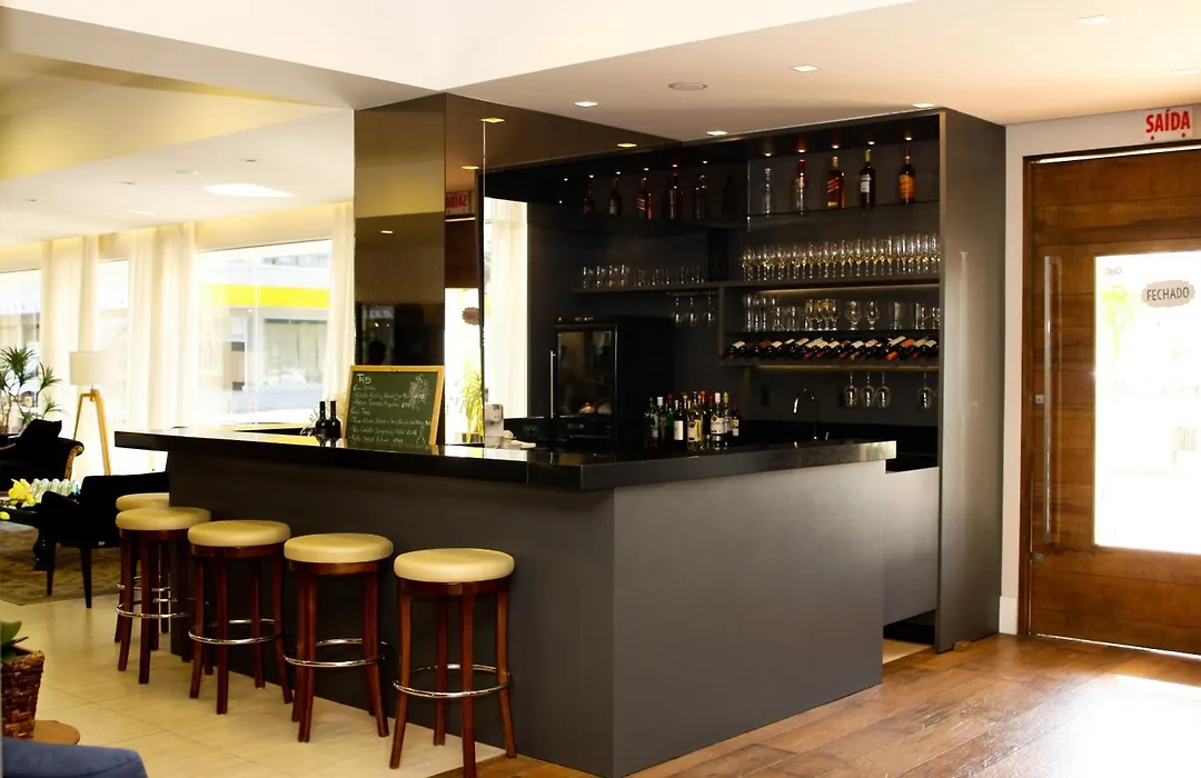Blue Hill Hotel-1