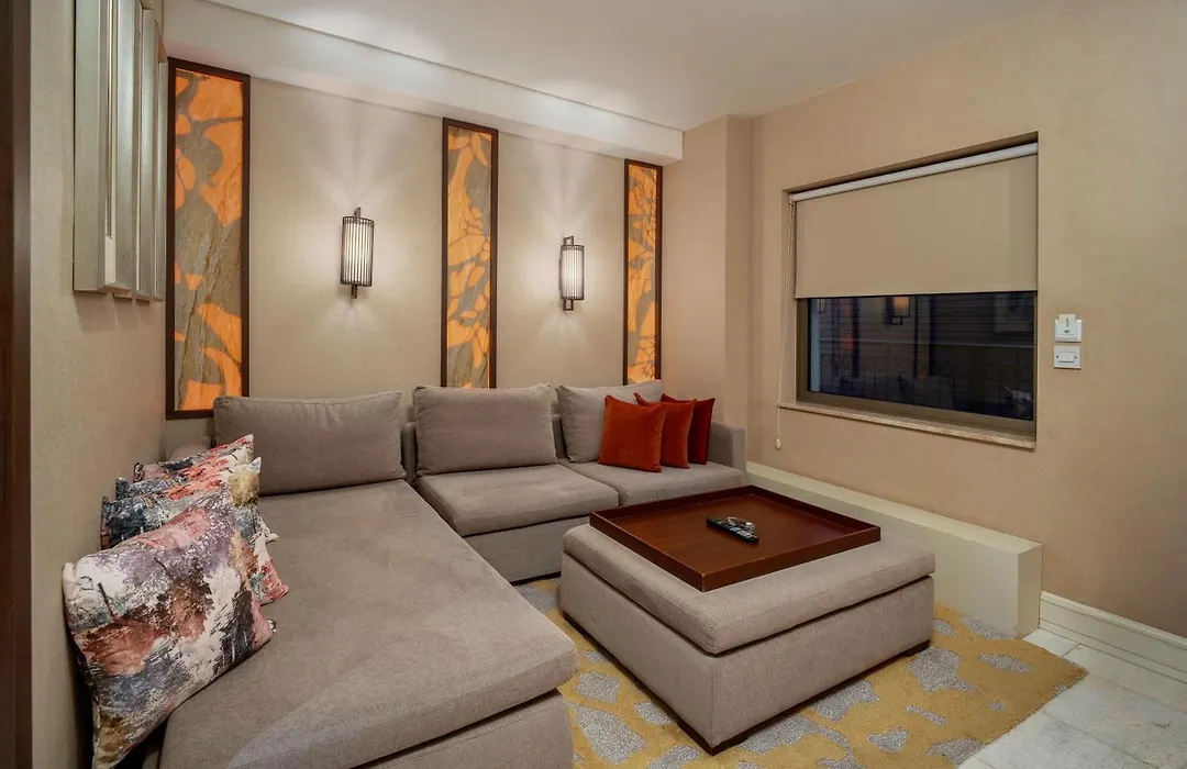 Cratos Premium Hotel Casino & Spa-1