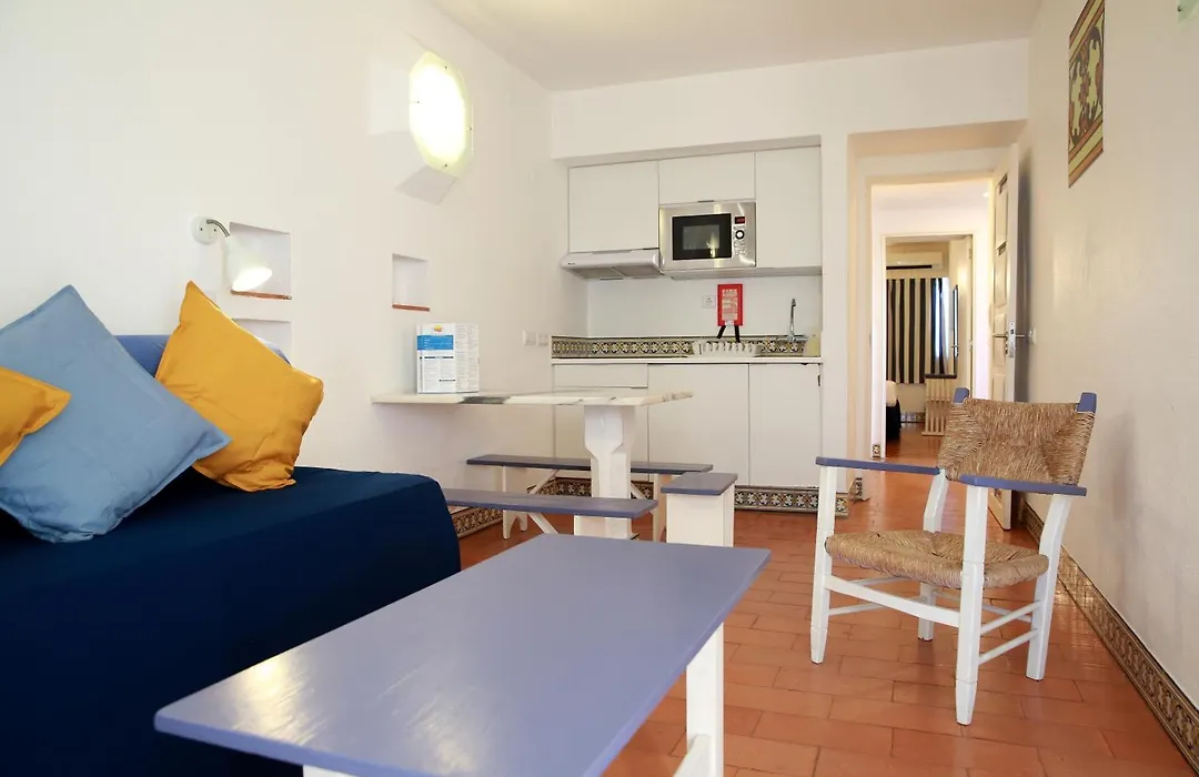 Apartamentos Turisticos Soldoiro-1