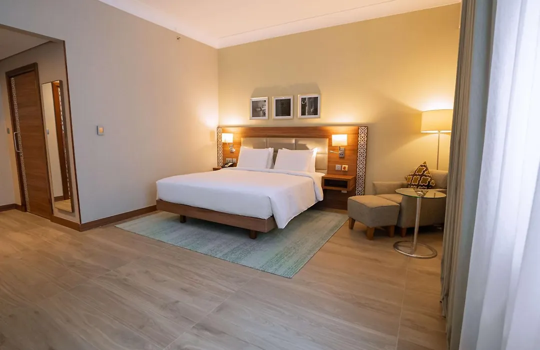Hilton Garden Inn Dubai Deira-1