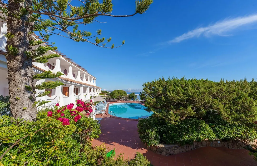 Hotel Punta Est-1
