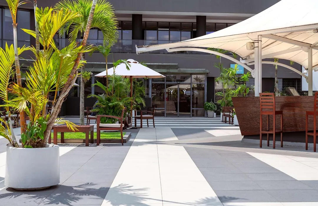 Radisson Blu Okoume Palace Hotel, Libreville-1