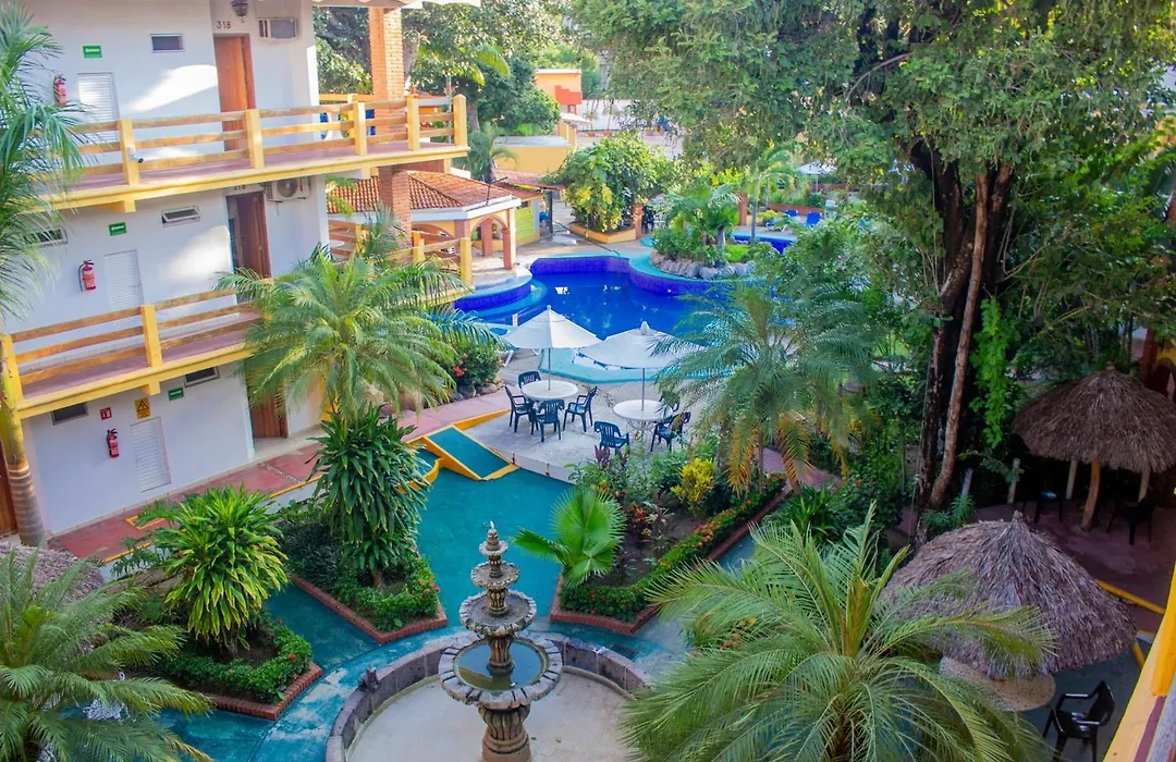 Bungalows Omar Deluxe-1
