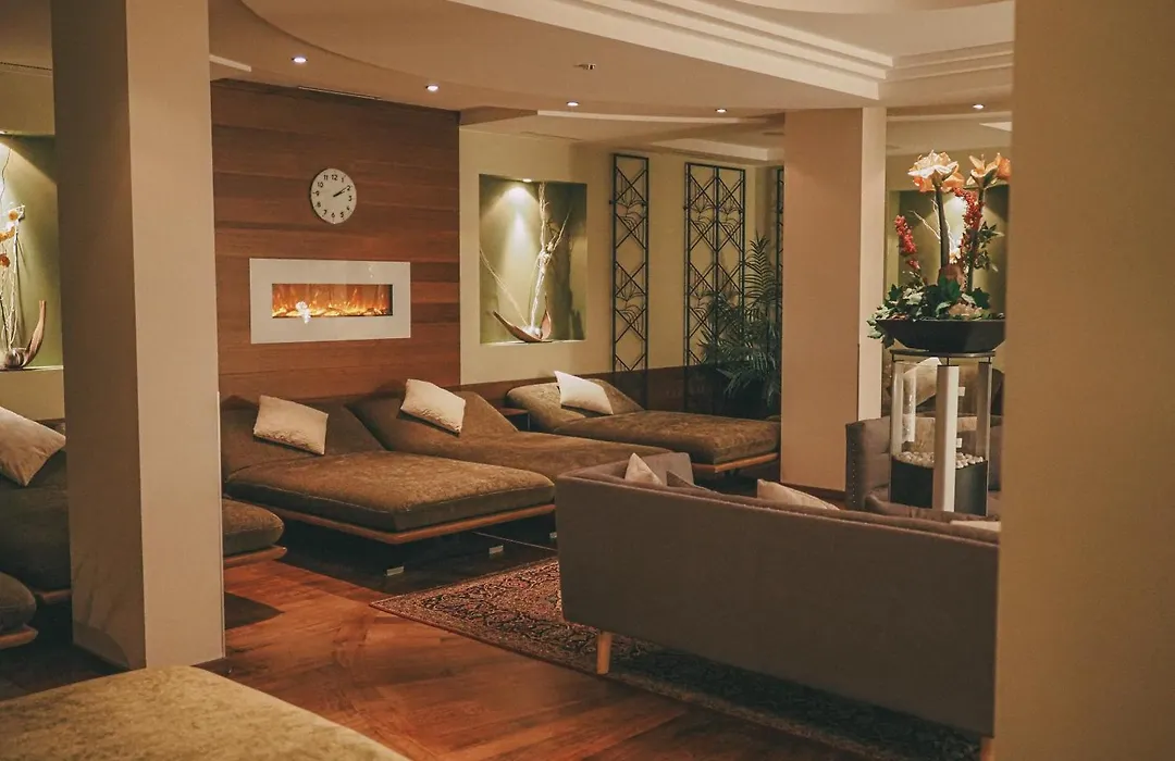 Grandhotel Lienz-1