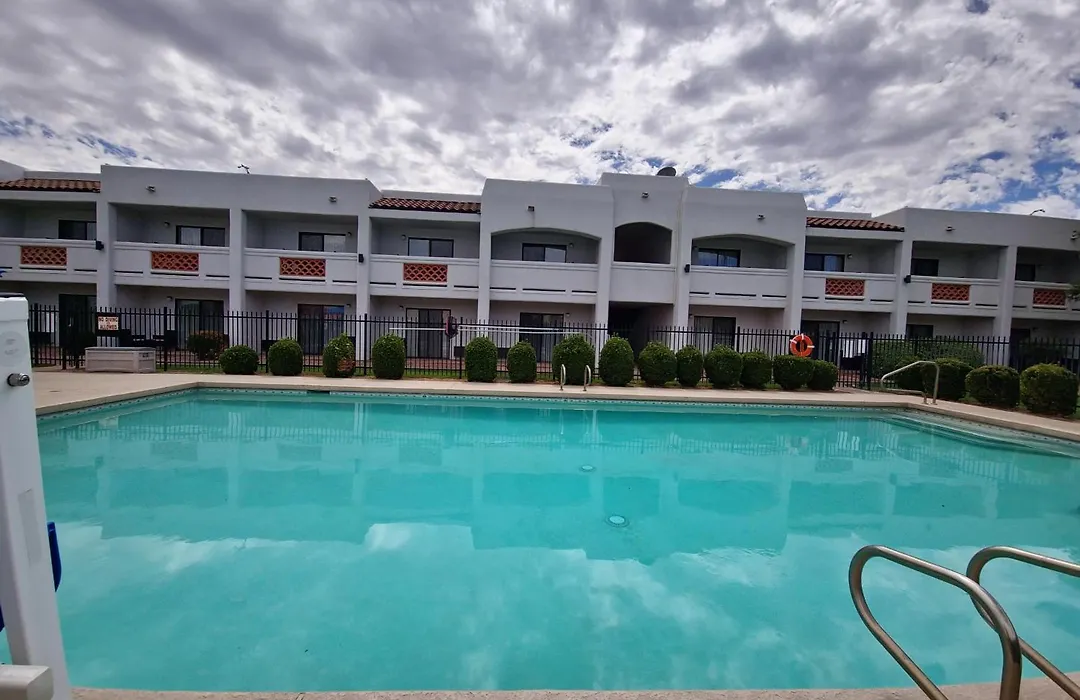 Los Viajeros Inn-1